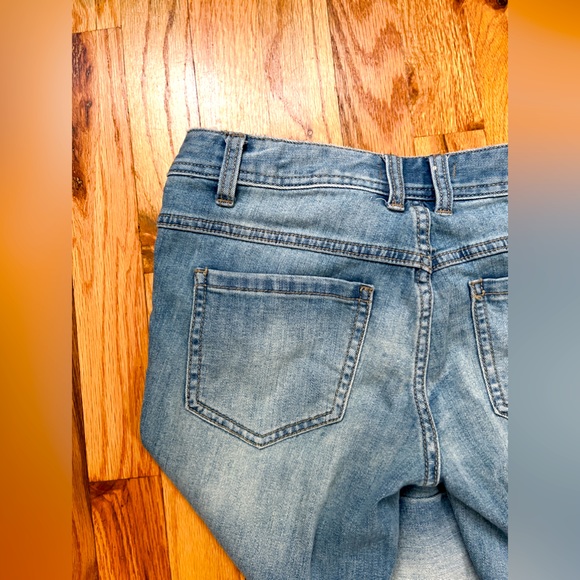 Free People Cut-Off Ripped Low Rise Light Blue Grunge Jeans, Size 26 - Picture 6 of 7